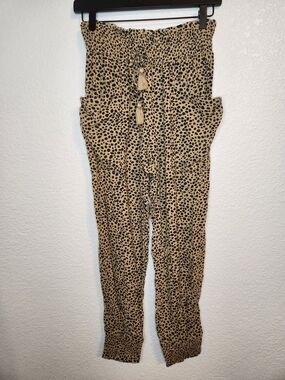 Aerie Leopard Cheetah Print Cargo Joggers size  S